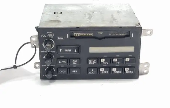 Chevrolet Corvette Radio/CD/DVD/GPS head unit 16208151 1001376 16208451