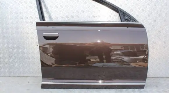 Audi A6 S6 C6 4F Front door