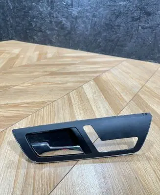 Mercedes-Benz S W221 Rear door interior handle A2217304548 P0108554