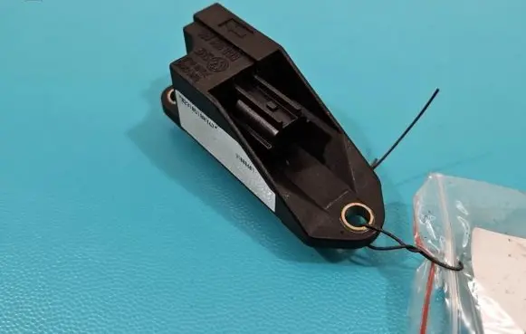 Volkswagen Golf IV Fuel cut-off switch 5WK42895 IMPRK1363987