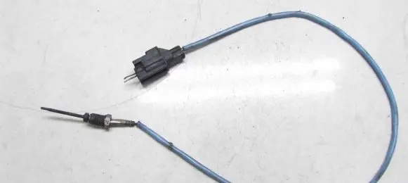 Ford Kuga II Exhaust gas temperature sensor AV4112B591BA