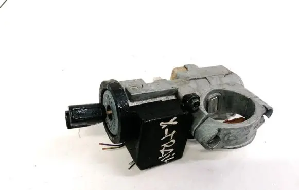 Nissan X-Trail T30 Ignition lock