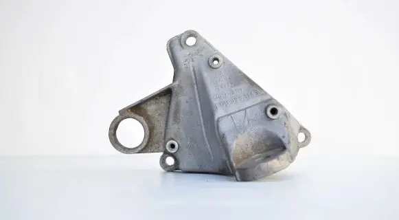 Audi A6 S6 C5 4B Engine mounting bracket 8D0399114S