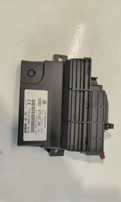 Audi A6 S6 C6 4F Power management control unit 4F0907280 F005S00099