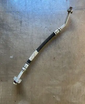 Air conditioning (A/C) pipe/hose