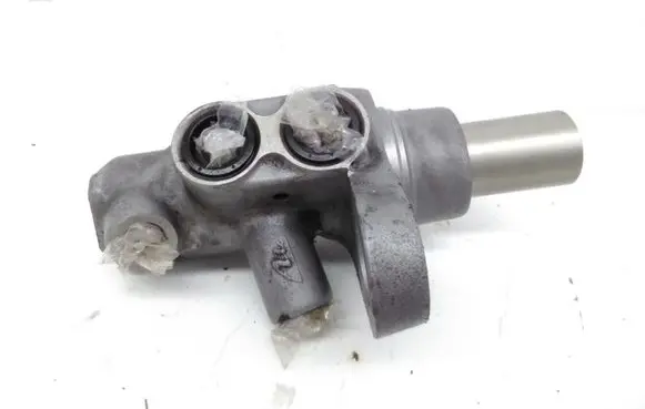 Opel Insignia A Master brake cylinder 41550110