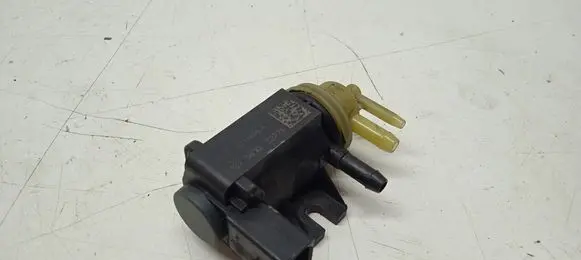 Audi A3 S3 8P Turbo solenoid valve 1K0906627B