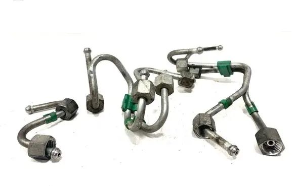 Renault Megane III Fuel injector supply line/pipe 592000 090312