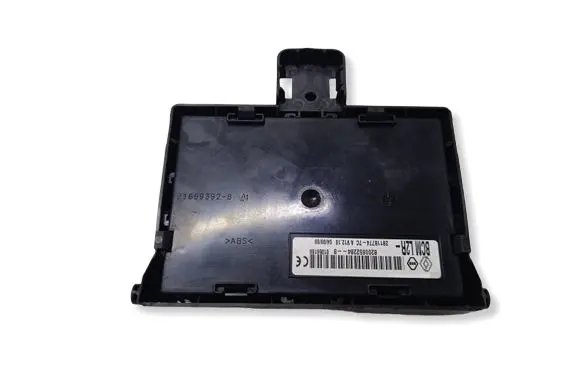 Renault Clio III Comfort/convenience module 8200652284 281187747C