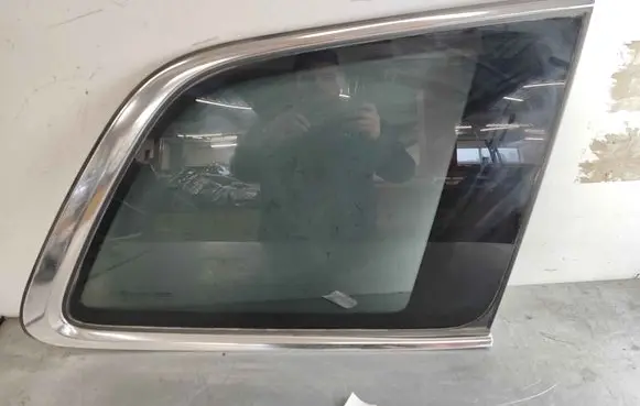 Volvo XC90 Rear side window 31371450 31468147