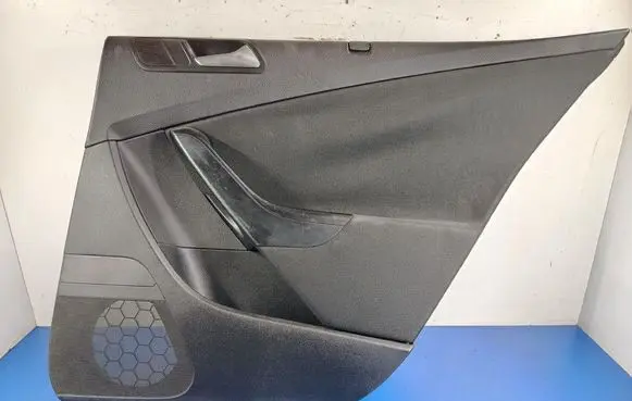 Volkswagen PASSAT B6 Door card panel trim set 3C5867212JR