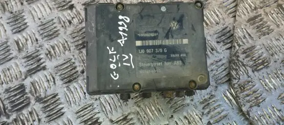 Volkswagen Golf IV ABS Pump 1J0907379G