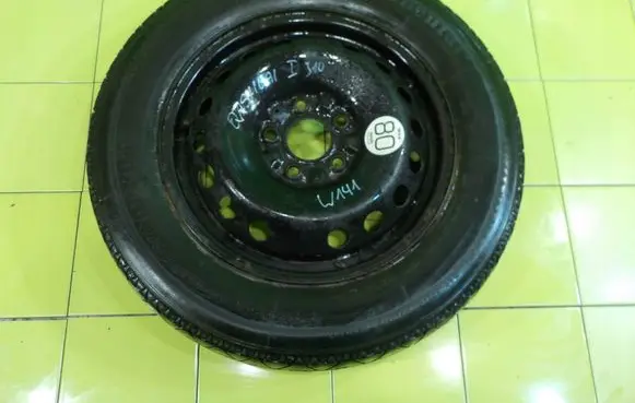 Nissan Qashqai R16 spare wheel 