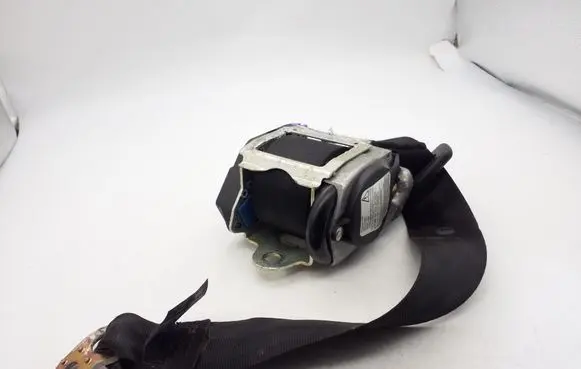 Audi A8 S8 D3 4E Middle seatbelt (rear) 4E0857807D 603016200