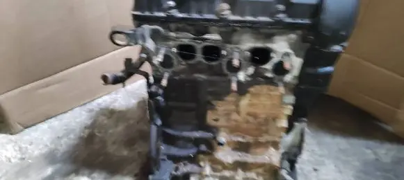 Volkswagen Polo IV 9N3 Engine 045103373H