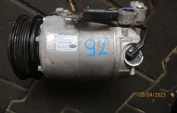 Seat Toledo I (1L) Air conditioning (A/C) compressor (pump) 820803
