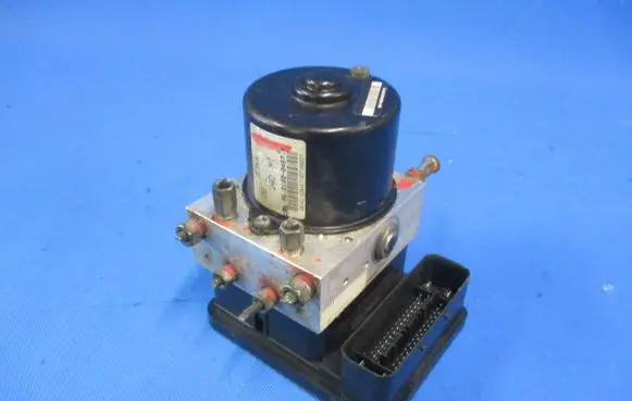 Suzuki Swift III ABS Pump 06210204874 57KA