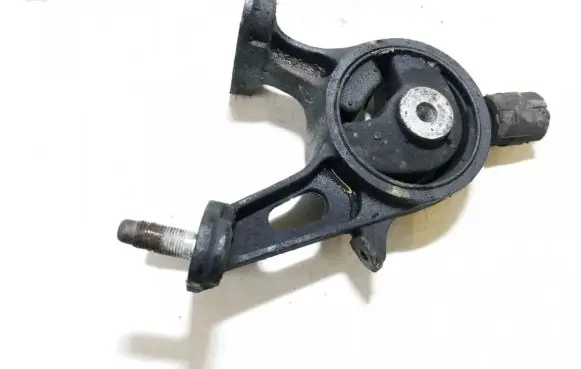 Toyota Avensis T270 Engine mount bracket