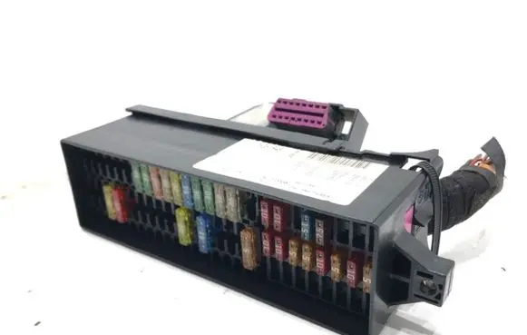 Volkswagen Tiguan Fuse box set