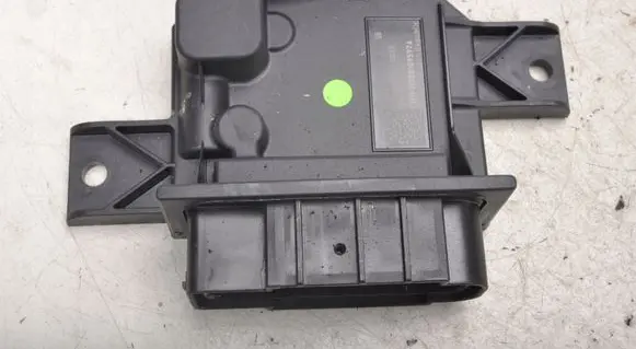 Opel Astra K Fuel injection pump control unit/module 13522663