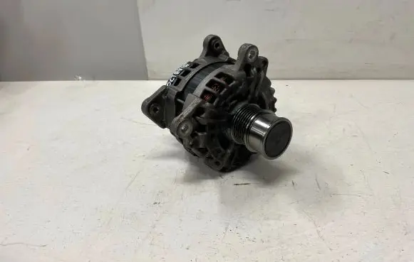 Skoda Octavia Mk3 (5E) Generator/alternator 04C903023