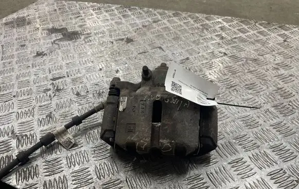 Opel Insignia B Front brake caliper