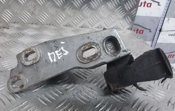 Ford Galaxy Engine mounting bracket 7M3199800A