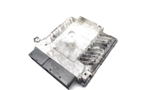 Volkswagen PASSAT B6 Engine control unit/module 03G906018FG 5WP45614AA