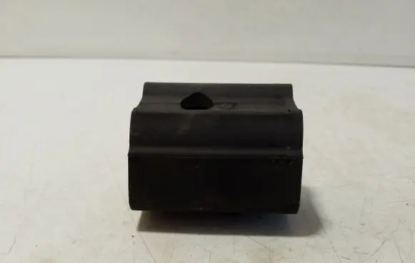 Jeep Cherokee Tailgate/trunk/boot lid buffer 05109694AA 55113346AA