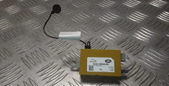 Land Rover Range Rover L405 Aerial antenna filter BJ3219G255BA