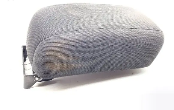 Hyundai i30 Armrest 
