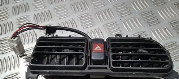 Mazda 323 Dash center air vent grill BCIDGM931