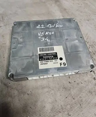 Toyota Avensis T250 Engine control unit/module 896610F090 1758007612 MB1758007612