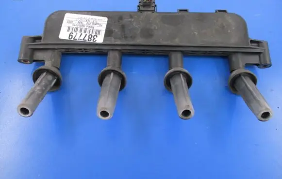 Peugeot 206 CC High voltage ignition coil 9628158580