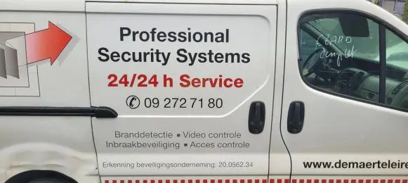 Renault Trafic II (X83) Front door
