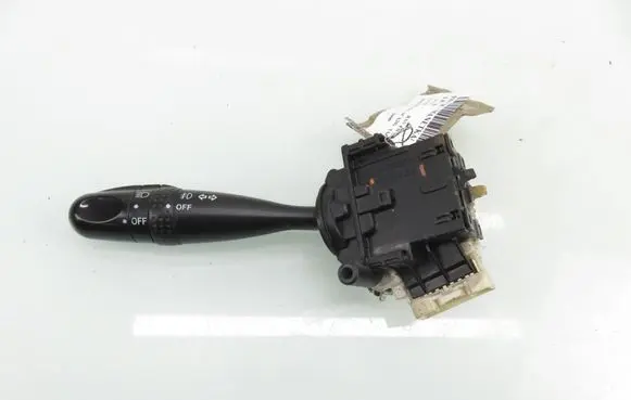Toyota RAV 4 (XA20) Wiper turn signal indicator stalk/switch 1736482