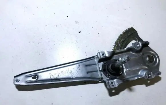 Toyota Avensis T250 Sliding door window regulator with motor