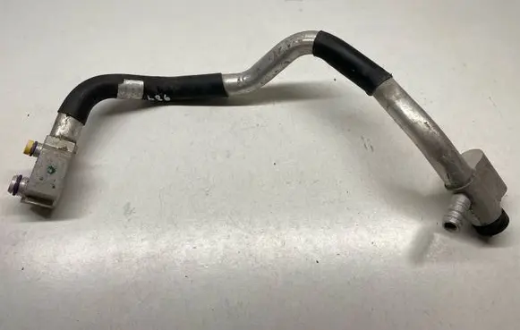 Audi A4 S4 B8 8K Air conditioning (A/C) pipe/hose 8K1260712B