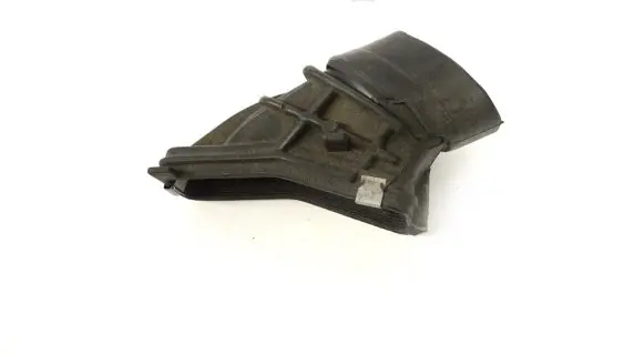 Ford Focus Air intake duct part AV619A675AD