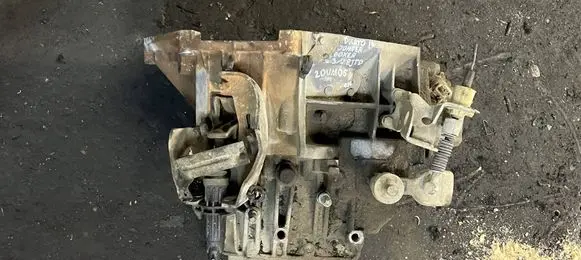 Peugeot Boxer Manual 5 speed gearbox 20UM05 6112360
