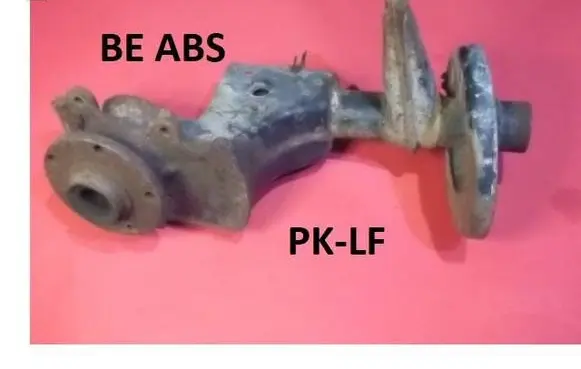 Audi A6 S6 C4 4A Front wheel hub spindle knuckle 4A0407257C