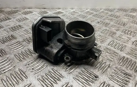 BMW 1 E81 E87 Throttle valve 7804373