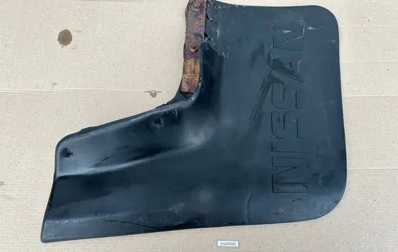 Nissan Patrol Y60 Front mudguard 6385105J90 6385105J00