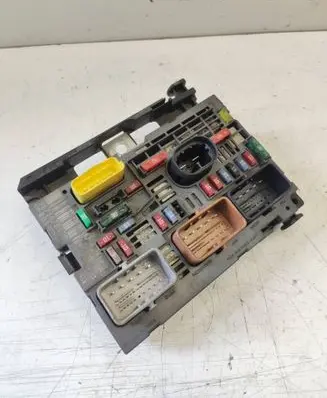 Peugeot 308 SW BSM Control unit 9675878480