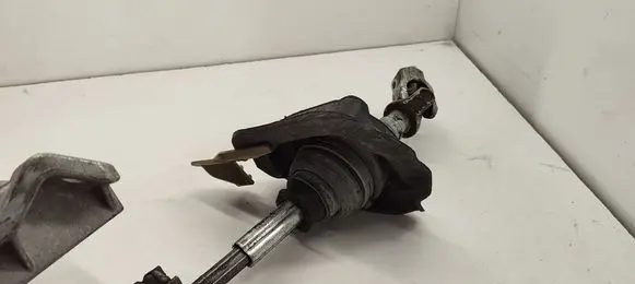 Ford Explorer V Steering wheel axle set DB533C529CN