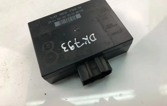 Volkswagen Golf IV Other control units/modules 1J0959799H