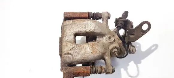 Volkswagen Jetta V Rear brake caliper