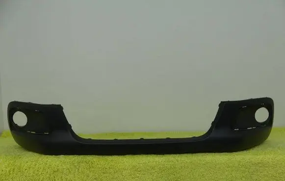 Front bumper lip