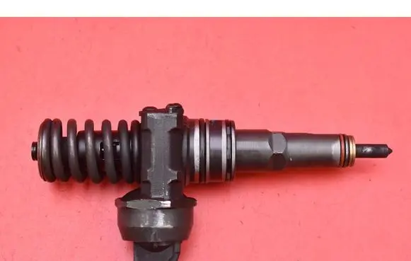 Skoda Octavia Mk2 (1Z) Fuel injector