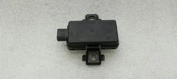 Mercedes-Benz GLA W156 X156 Tire pressure control unit A0009003704